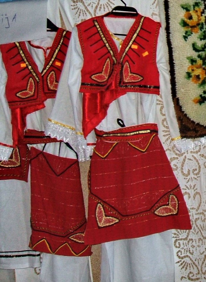 Македонский костюм