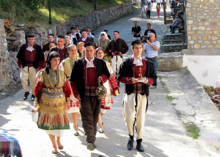 Нация македонцы