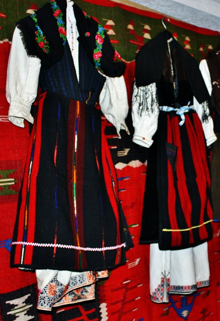 Македонцы (южнославянский народ)