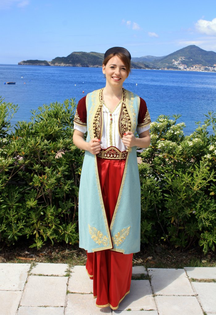 Сербская куртка национальный костюм