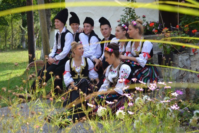 Костюмы южных славян