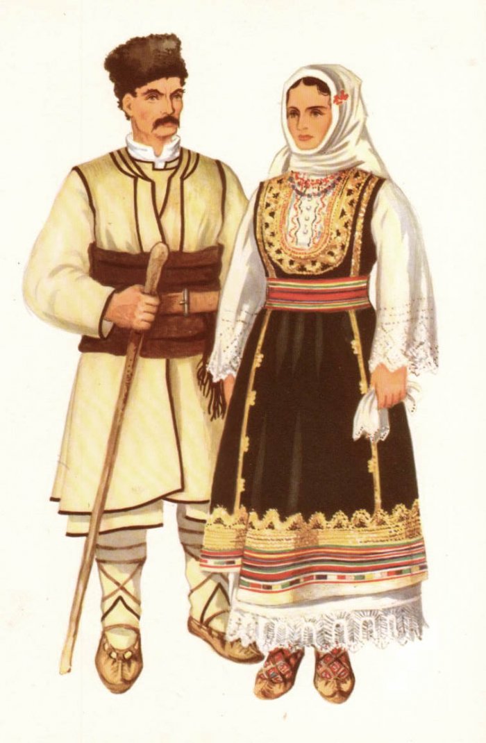 Сербы в национальных костюмах