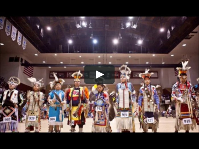 Народный костюм Америки женский