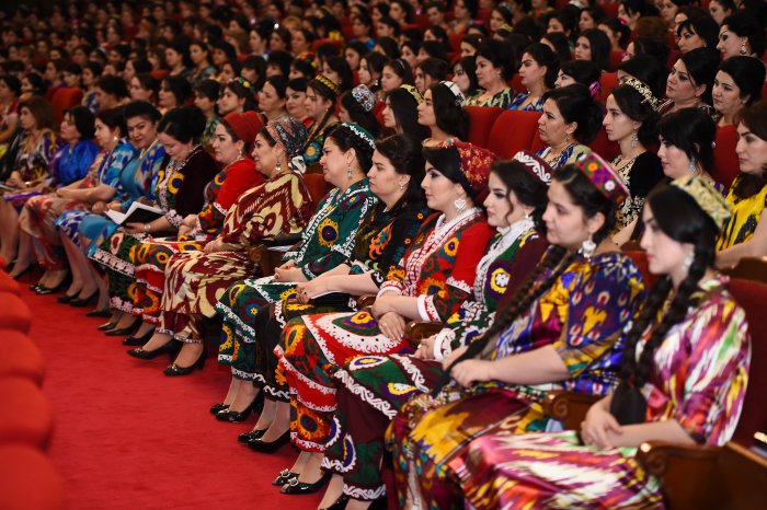 Нац одежда Таджикистана детский