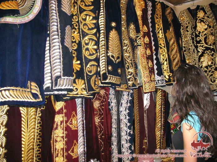 Женский исторический узбекский костюм