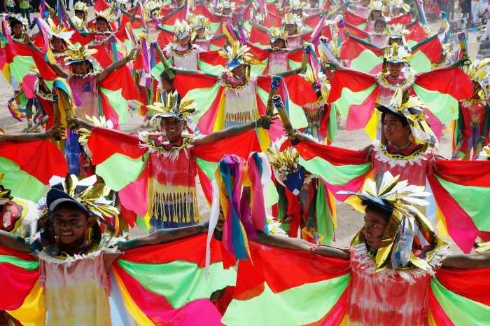 Национальная одежда индонезийцев