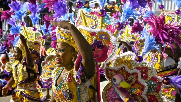 Национальная одежда мавританских женщин