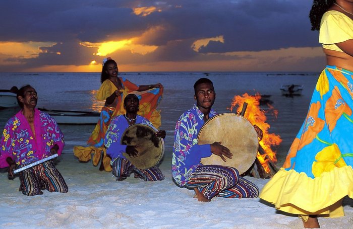 Сейшелы население