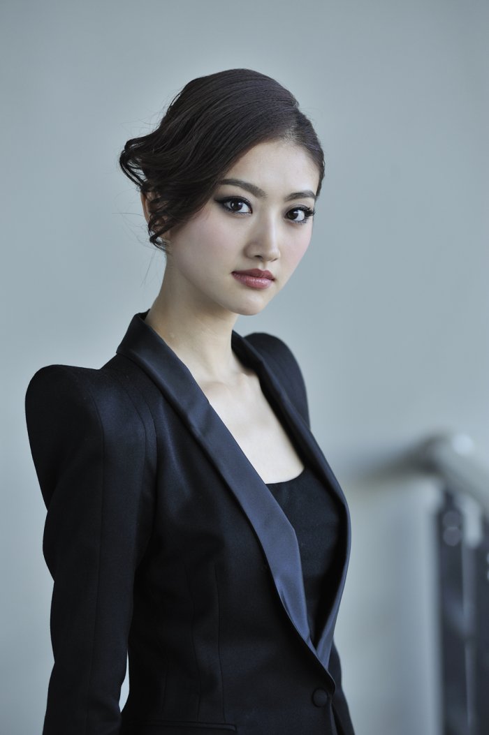 Цзин Тянь hot