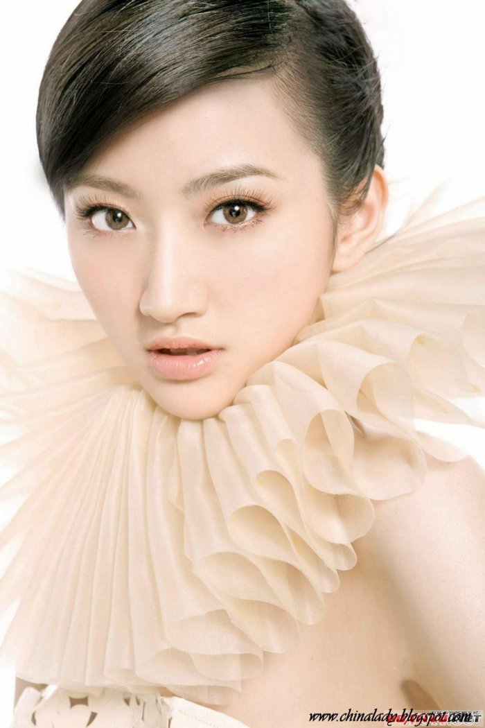 Цзин Тянь голи