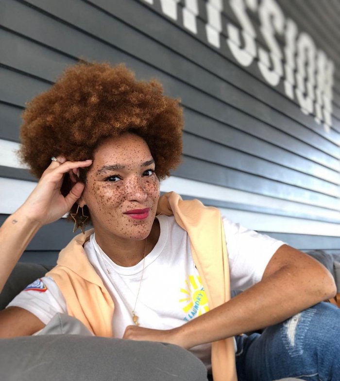 Никиа а фотомодель