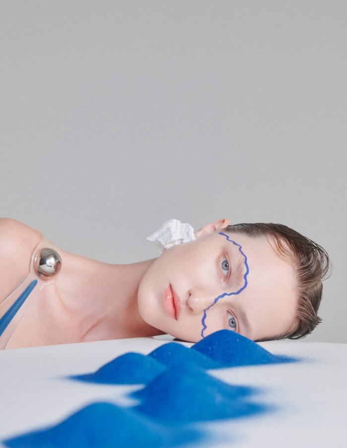 Лиза Останина а Vogue Russia