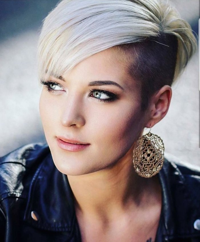 Стрижка ("Pixie", "Undercut")