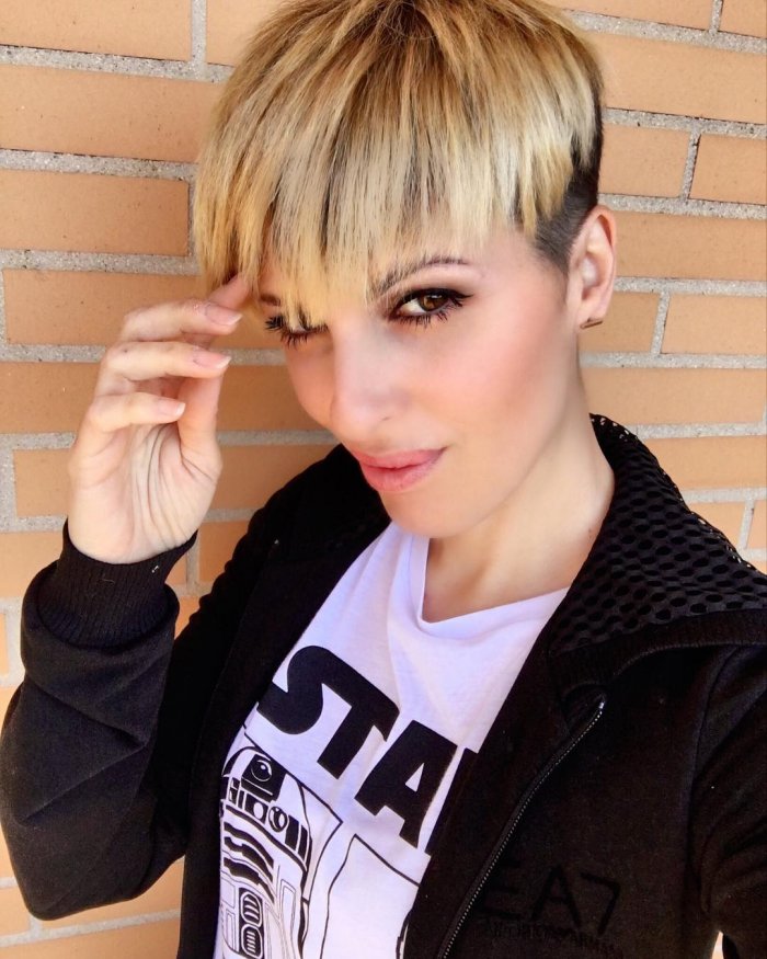 Креативная стрижка с короткой челкой