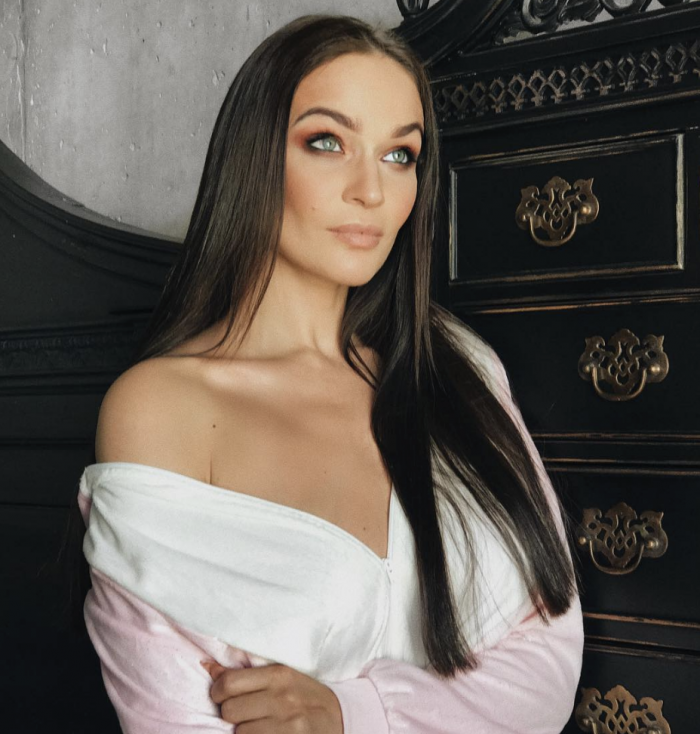 Алёна Водонаева толстая