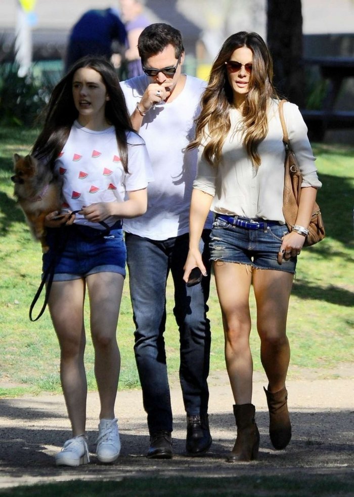 Кейт Бекинсейл с дочерью 2016