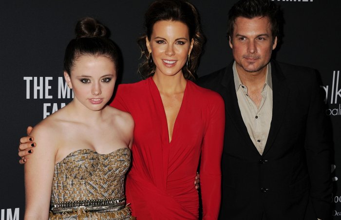 Кейт Бекинсейл и её дочь