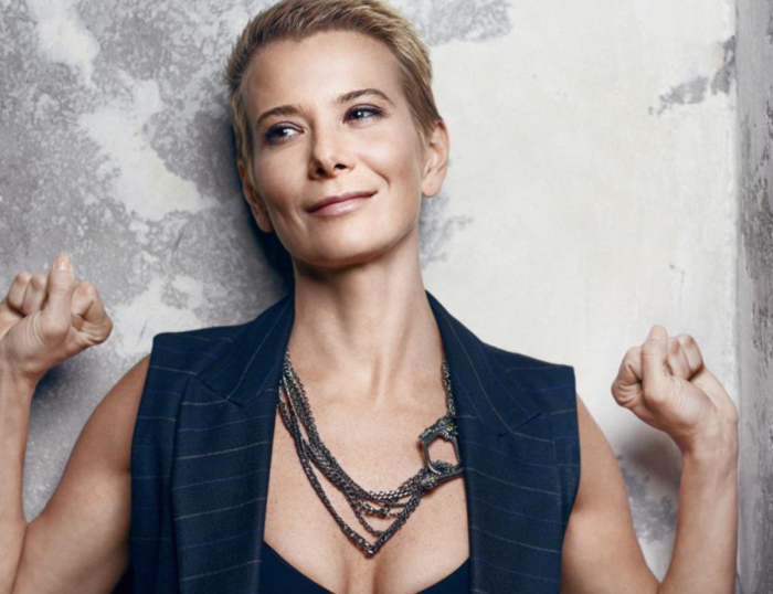 Юлия Высоцкая