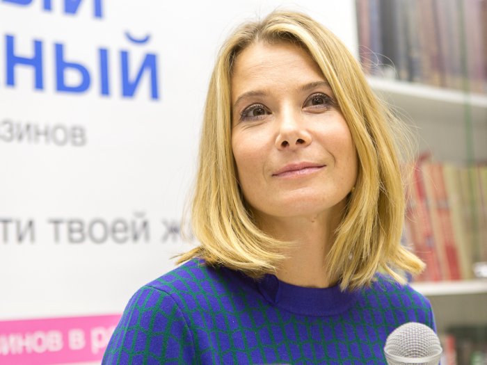 Стрижка Высоцкой Юлии каре