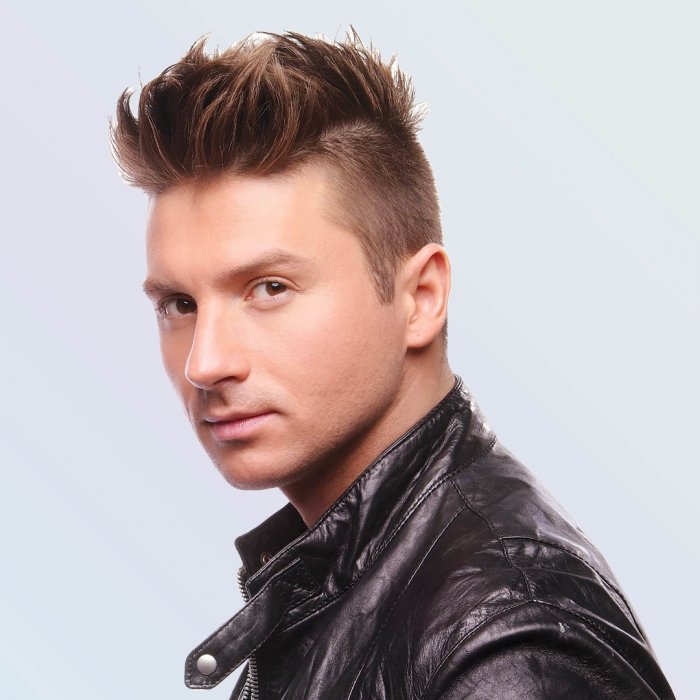 Певец Сергей Лазарев