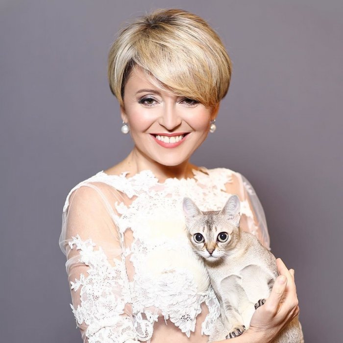 Анжелика Варум 2020