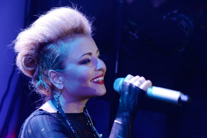 Анжелика Варум фигура