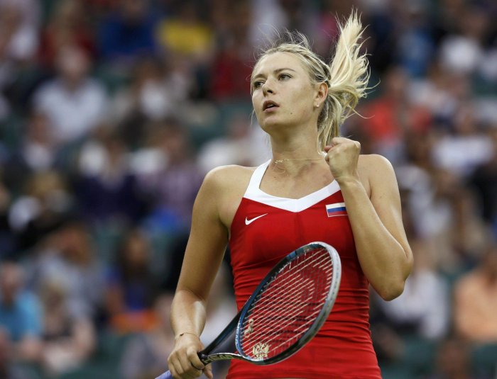 Игра в теннис Мария Шарапова