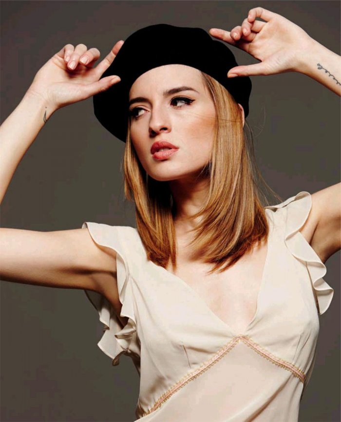 Мария Вальверде освободитель