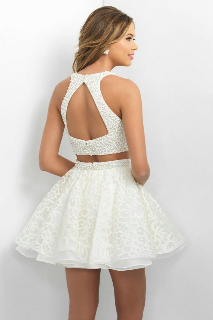 Платья на выпускной с открытой спиной