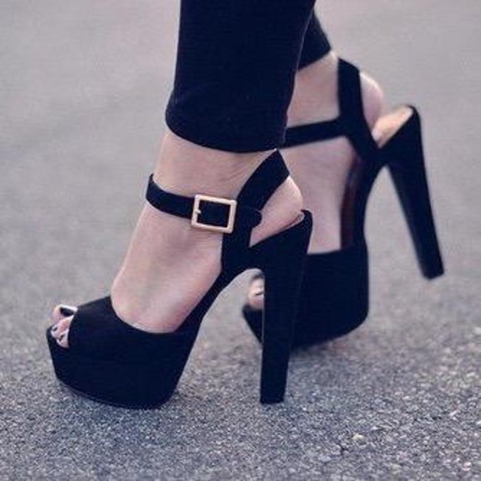 Какую обувь следует покупать на выпускной