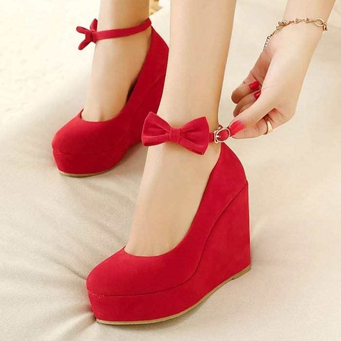 Туфли женские бежевые на каблуке Свадебные