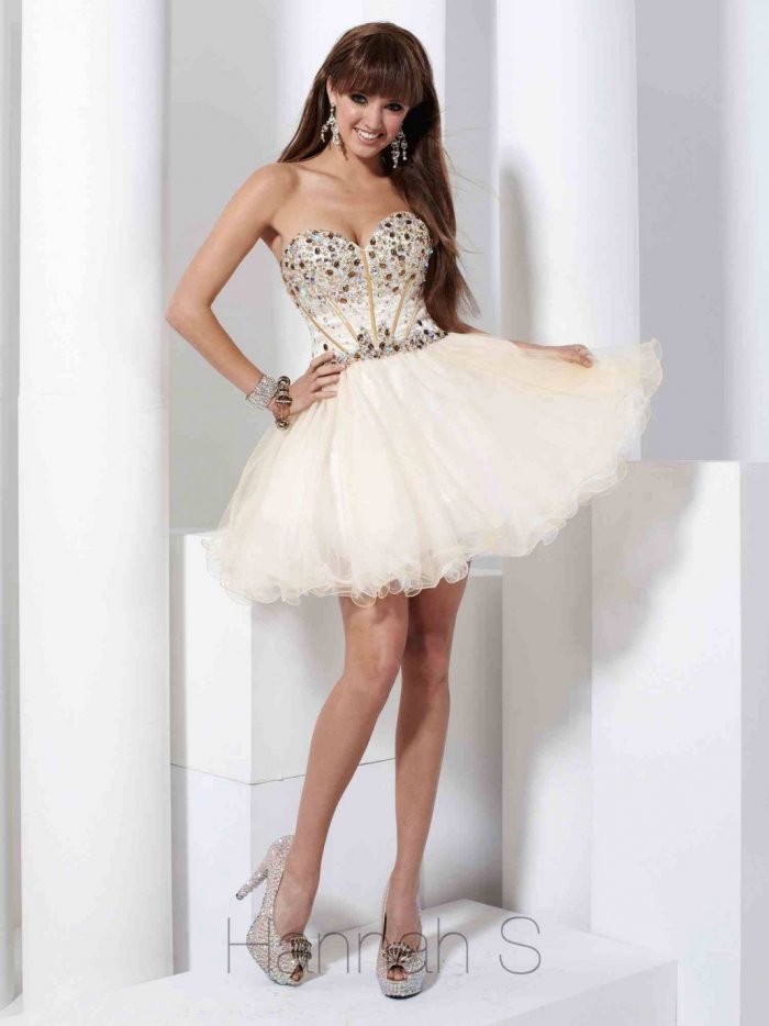 Платье на выпускной в школу 9 класс