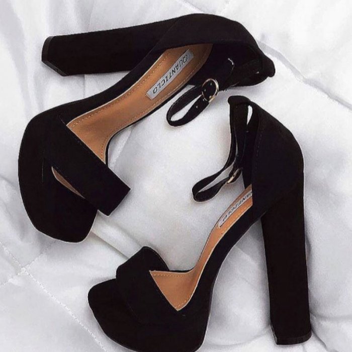 Туфли на толстом каблуке