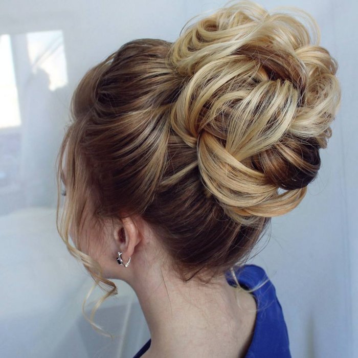 Прическа пучок