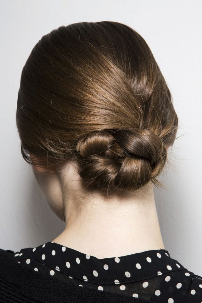 Прическиина выпускной