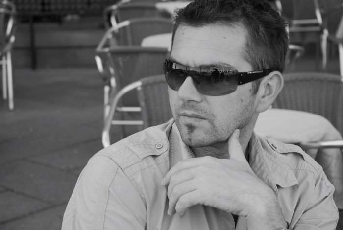 Виктор Перр