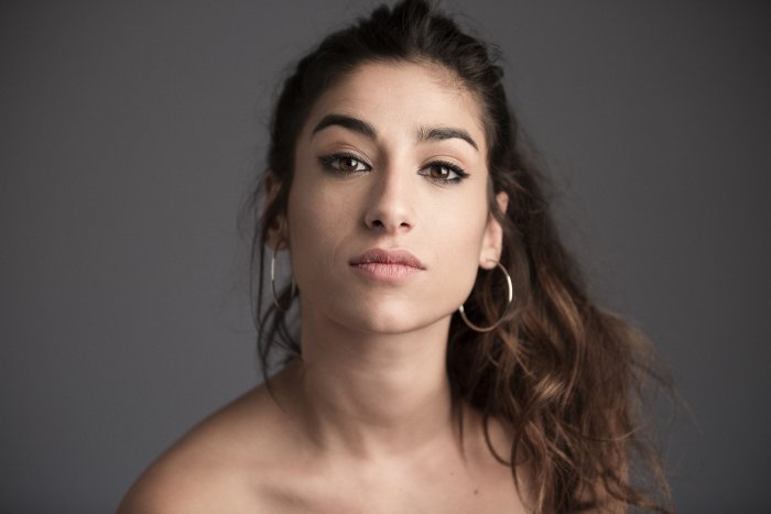 Каролина Марин Левша ?