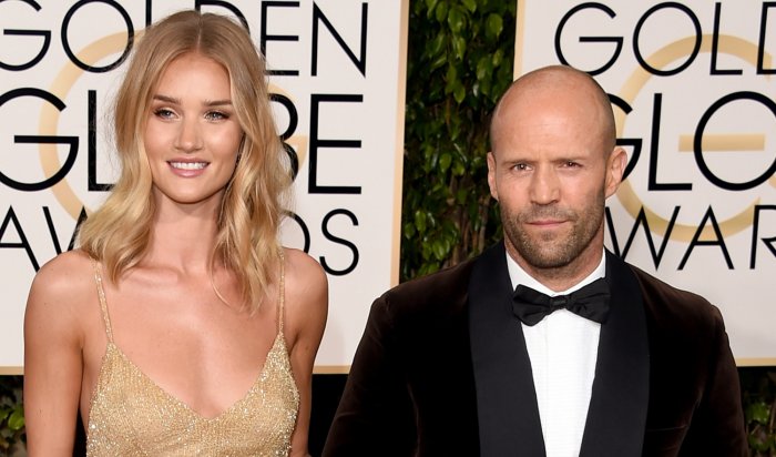 Рози Хантингтон-Уайтли в платье с стетхемом