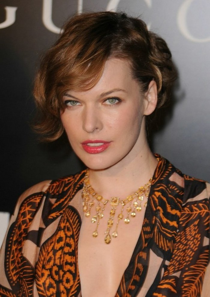 Милла Йовович 2001