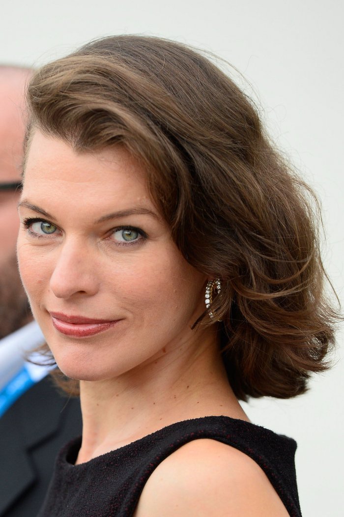 Милла Йовович 2018