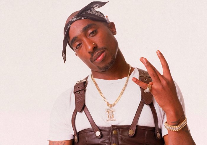 Рэпер 2pac