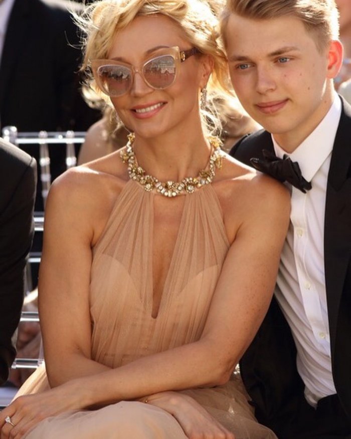 Дени сын Орбакайте фото