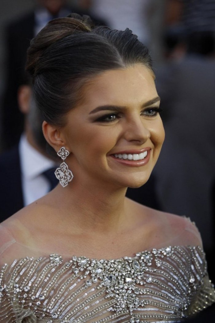 Михримах Султан актриса Пелин Карахан