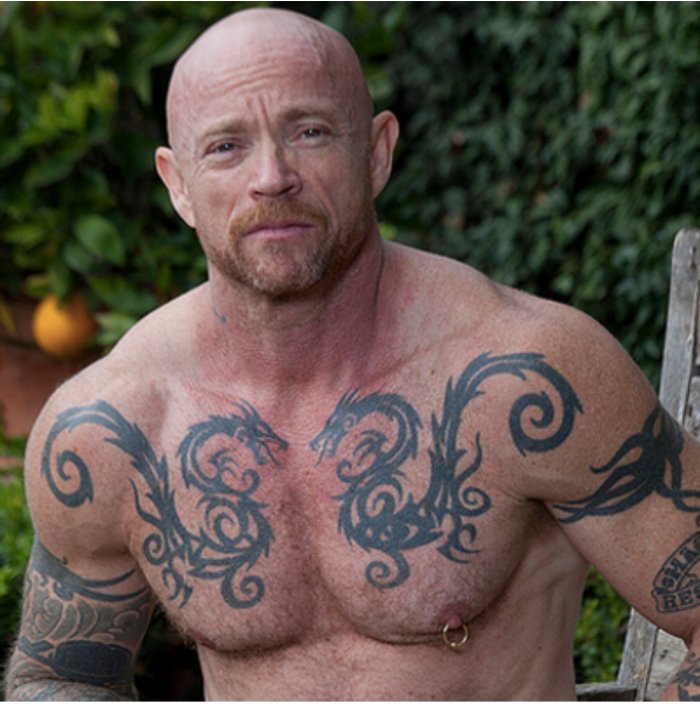 Бак ангел Buck Angel