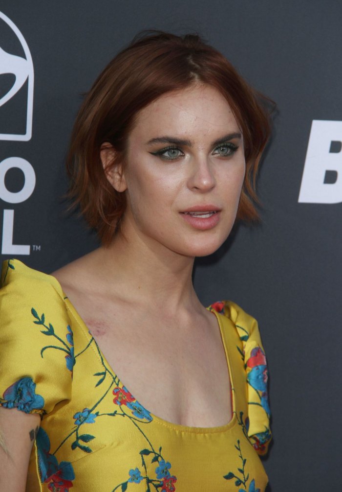 Таллула Уиллис 1200*700