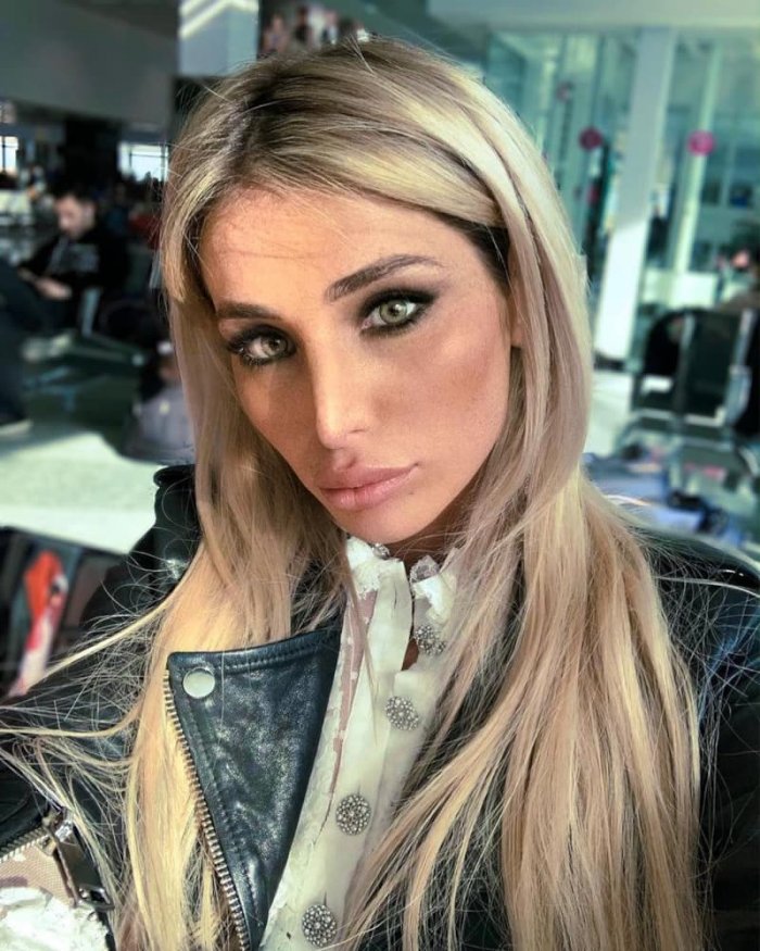 Тата Амбросан