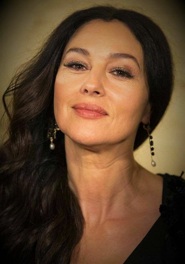 Моника Беллуччи 2020