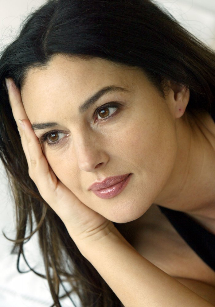 С он Ника Беллуччи