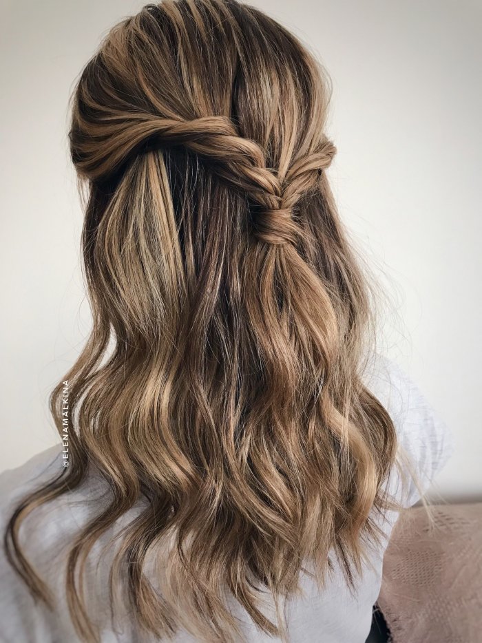 Красивые прически на 1 сентября