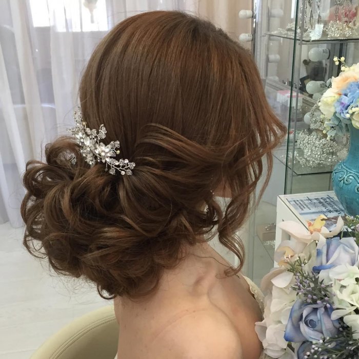 Прическа собранные волосы